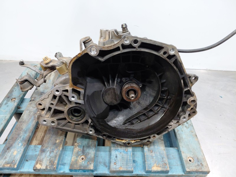 Recambio de caja cambios para opel corsa e design referencia OEM IAM 5700646  