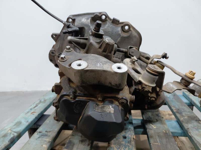 Recambio de caja cambios para opel corsa e design referencia OEM IAM 5700646  