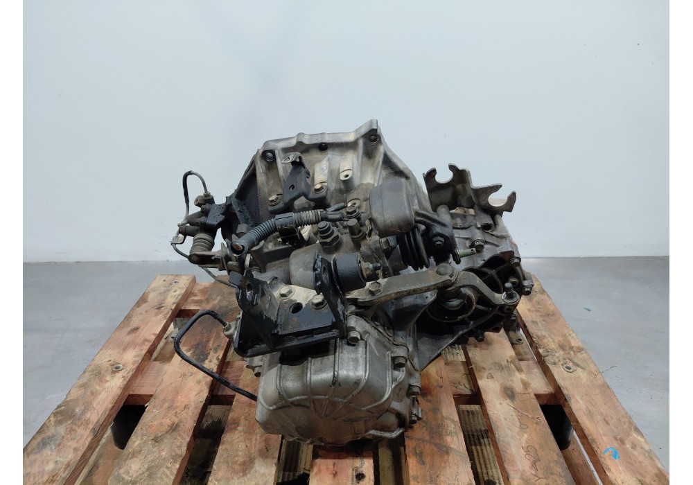 Recambio de caja cambios para toyota corolla (_e12_) 1.4 d (nde120_) referencia OEM IAM   