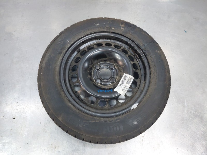 Recambio de neumatico repuesto para opel corsa e design referencia OEM IAM   