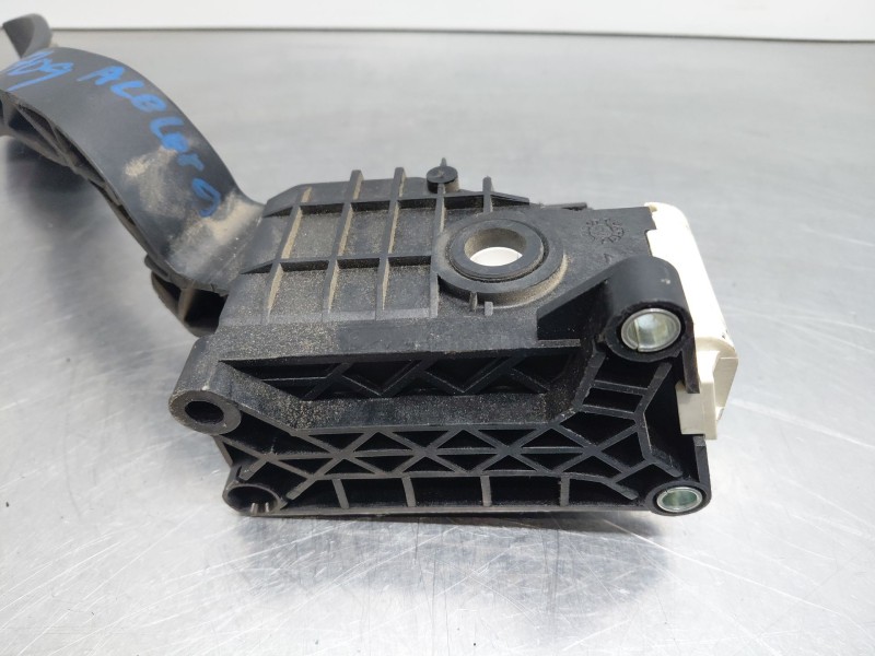 Recambio de pedal acelerador para opel corsa e design referencia OEM IAM   