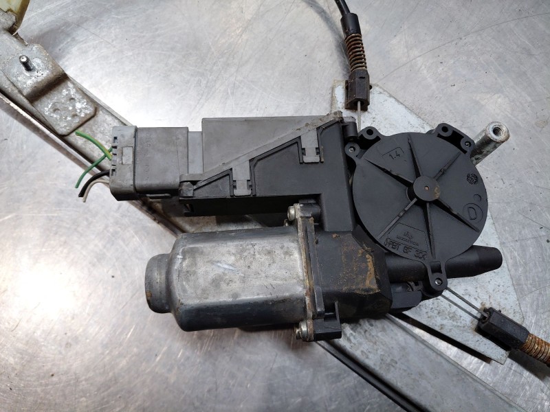 Recambio de elevalunas delantero izquierdo para citroën xsara (n1) 2.0 hdi 90 referencia OEM IAM   