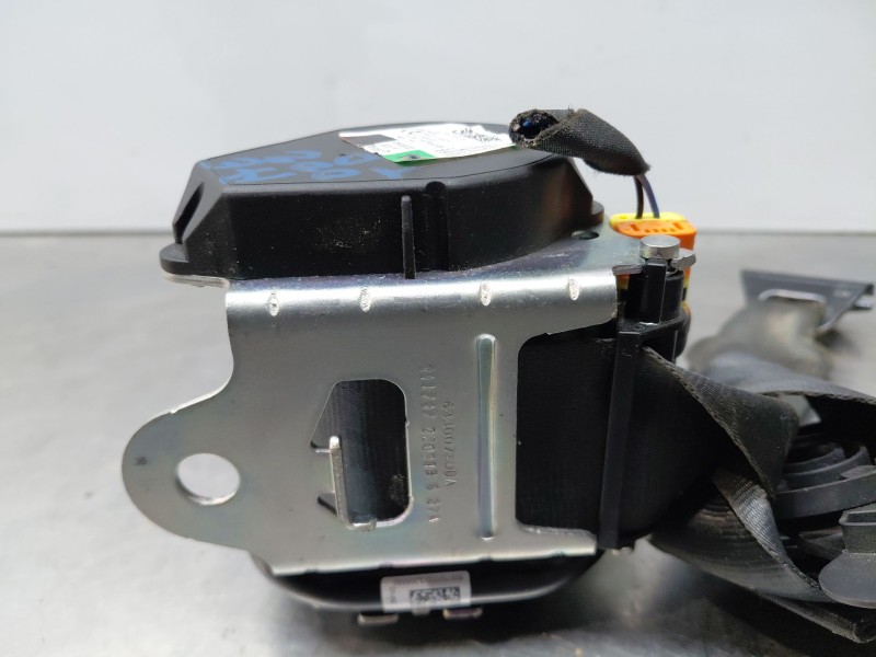 Recambio de cinturon seguridad trasero derecho para volkswagen t-cross advance referencia OEM IAM   