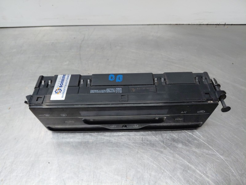 Recambio de mando climatizador para volkswagen t-cross advance referencia OEM IAM   