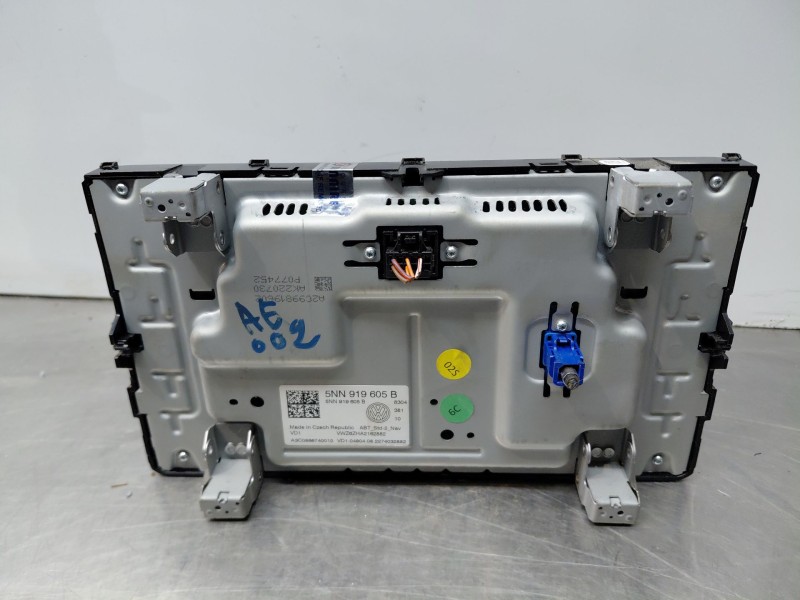 Recambio de pantalla multifuncion para volkswagen t-cross advance referencia OEM IAM   
