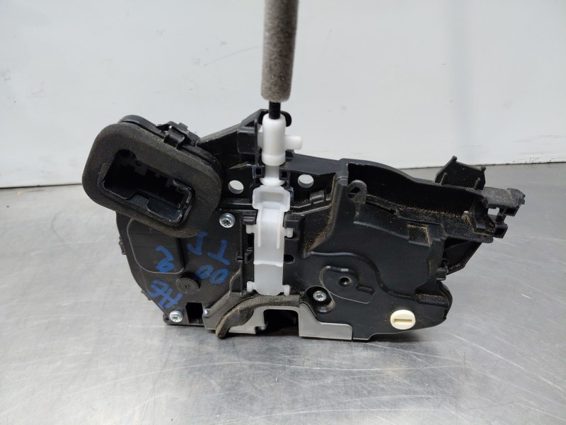 Recambio de cerradura puerta trasera izquierda para volkswagen t-cross advance referencia OEM IAM   