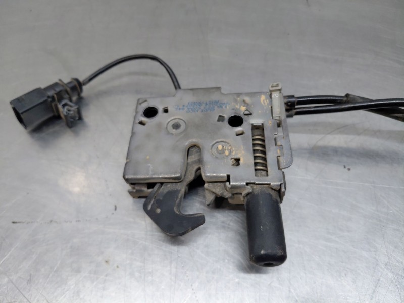 Recambio de cerradura capot para audi q3 sportback (f3n) s line referencia OEM IAM   