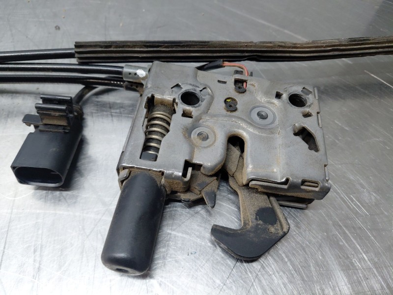 Recambio de cerradura capot para audi q3 sportback (f3n) s line referencia OEM IAM   