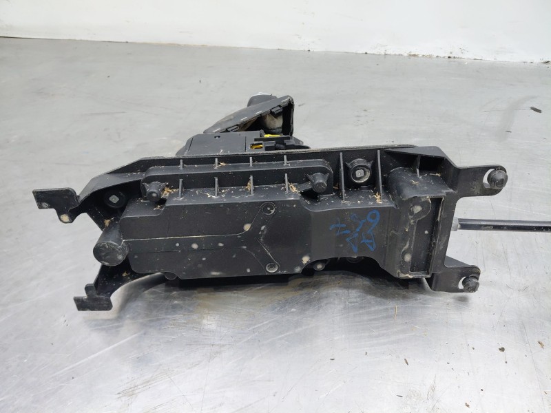 Recambio de palanca cambio para audi q3 sportback (f3n) s line referencia OEM IAM   