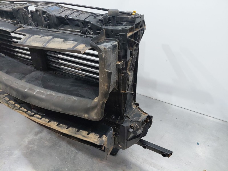 Recambio de panel frontal para ford kuga ecoblue referencia OEM IAM   