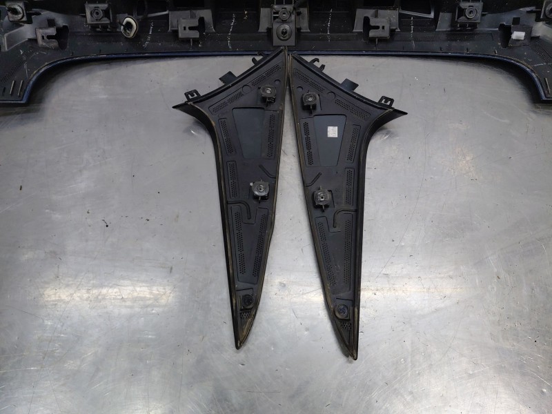 Recambio de aleron trasero para ford kuga ecoblue referencia OEM IAM   