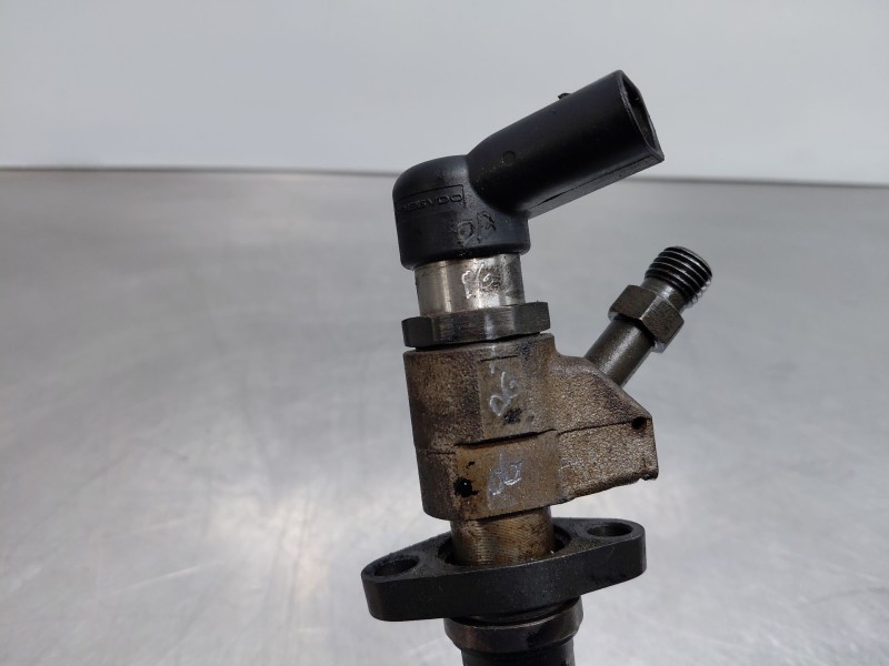 Recambio de inyector para ford mondeo ber. (ca2) referencia OEM IAM   