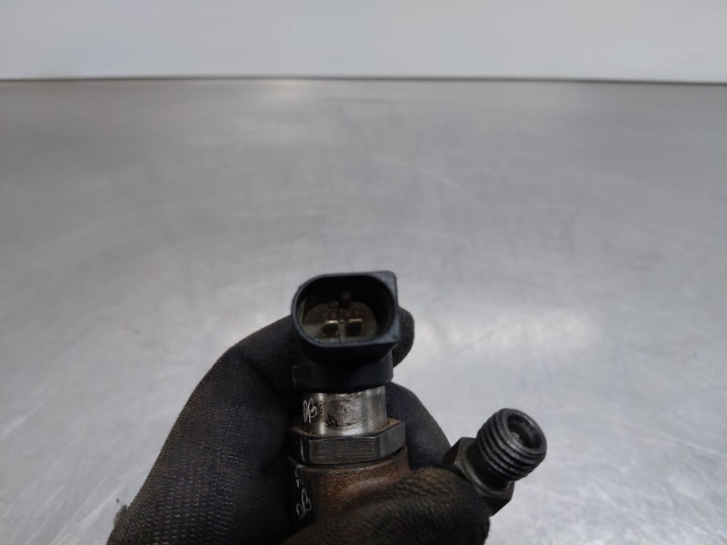 Recambio de inyector para ford mondeo ber. (ca2) referencia OEM IAM   