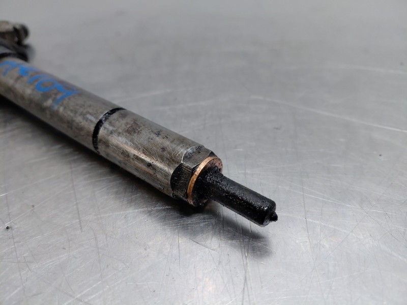 Recambio de inyector para ford mondeo ber. (ca2) referencia OEM IAM   