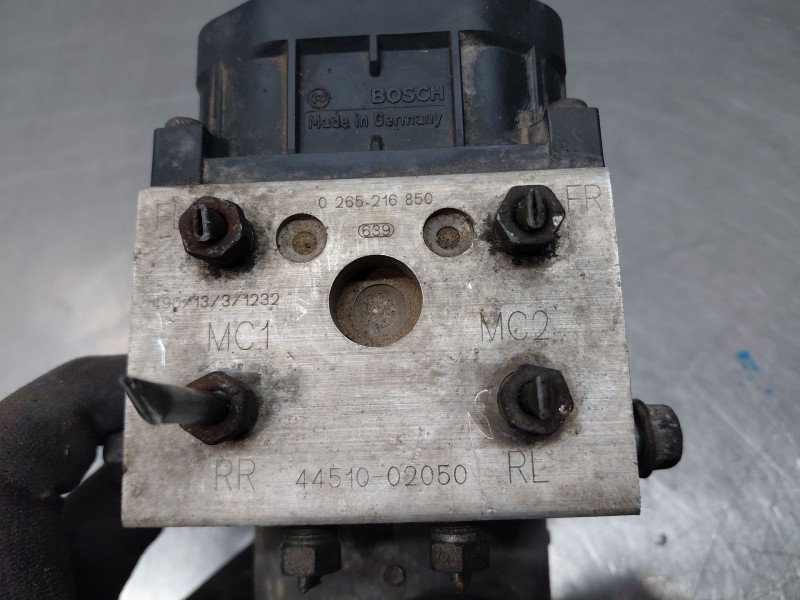 Recambio de abs para toyota corolla (_e12_) 1.4 d (nde120_) referencia OEM IAM   