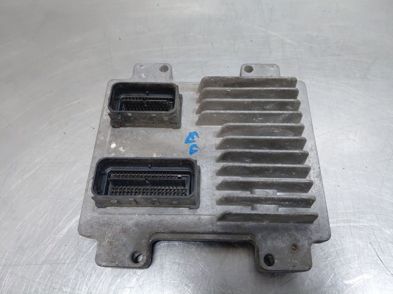 Recambio de centralita motor uce para opel corsa e design referencia OEM IAM   