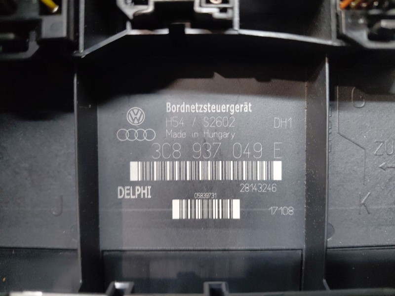 Recambio de caja reles / fusibles para seat altea (5p1) freetrack referencia OEM IAM   