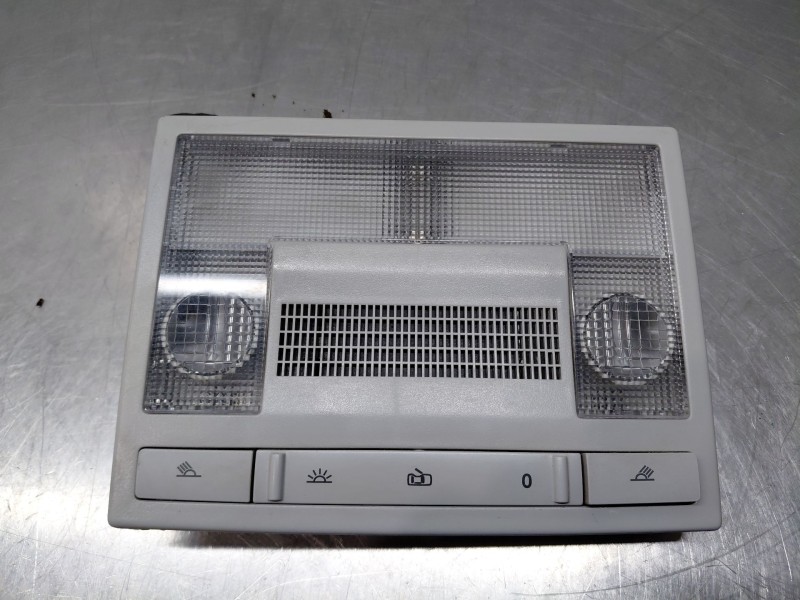 Recambio de luz interior para seat altea (5p1) freetrack referencia OEM IAM   