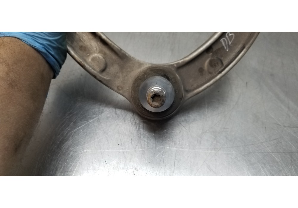 Recambio de brazo suspension superior delantero izquierdo para mercedes clase m (w166) ml 350 bluetec (166.004) referencia OEM I