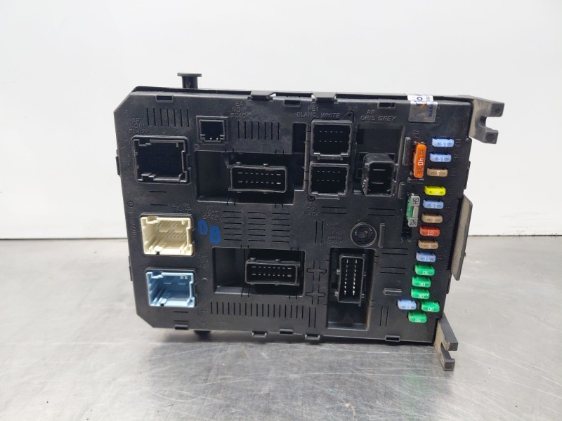 Recambio de caja reles / fusibles para citroën c4 i (lc_) 1.6 16v referencia OEM IAM   