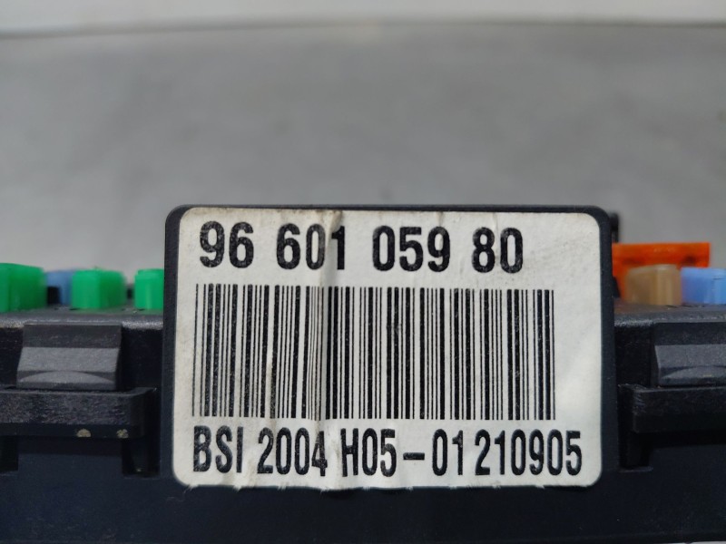 Recambio de caja reles / fusibles para citroën c4 i (lc_) 1.6 16v referencia OEM IAM   