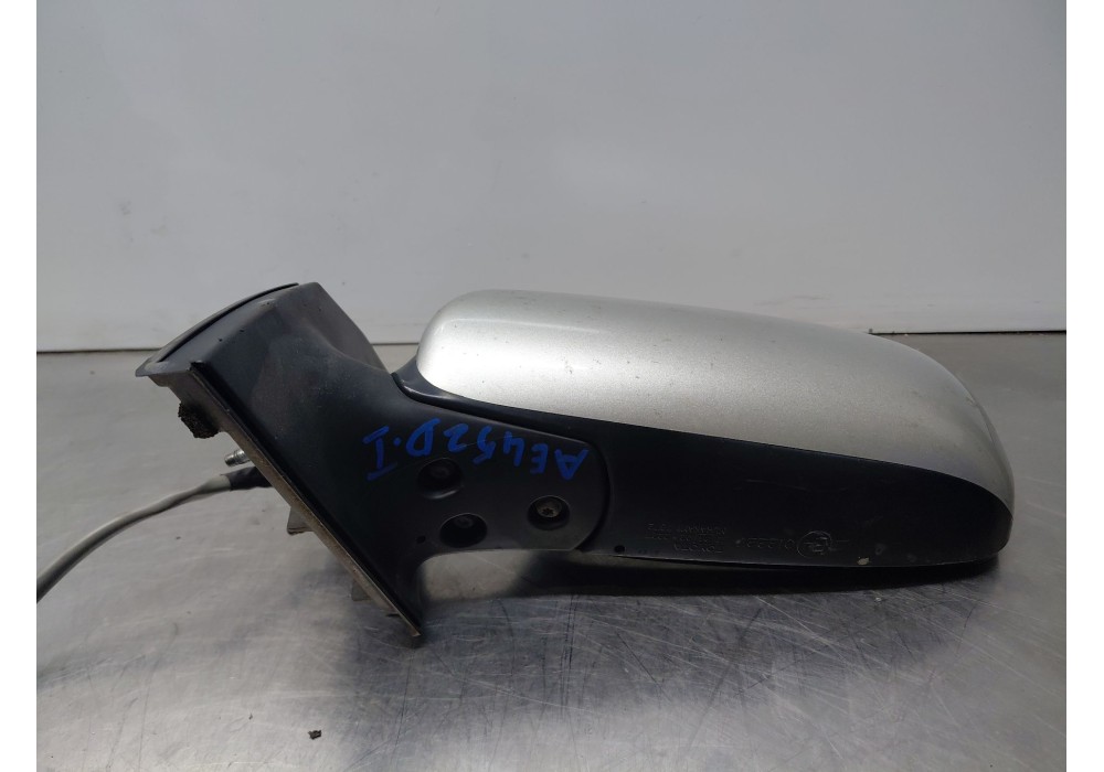 Recambio de retrovisor izquierdo para toyota corolla (_e12_) 1.4 d (nde120_) referencia OEM IAM   