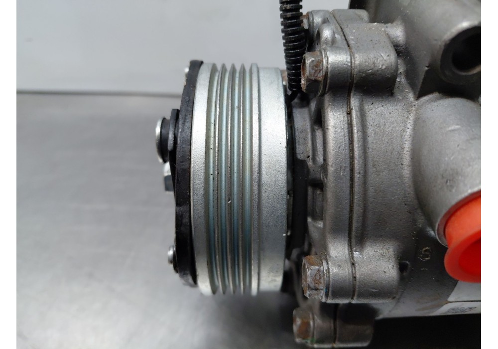 Recambio de compresor aire acondicionado para suzuki swift iii (mz, ez) 1.3 (rs 413) referencia OEM IAM   