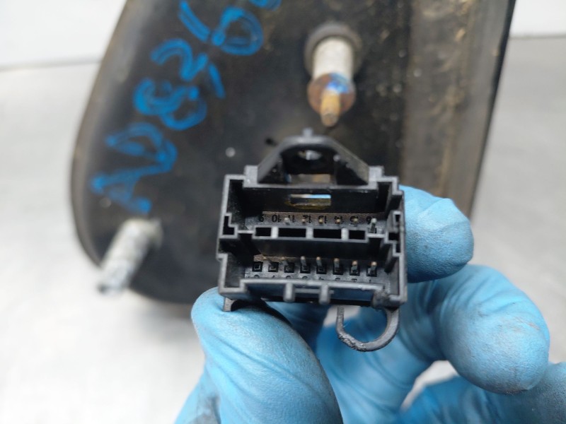 Recambio de retrovisor derecho para mercedes-benz clase m (w163) 400 cdi referencia OEM IAM   