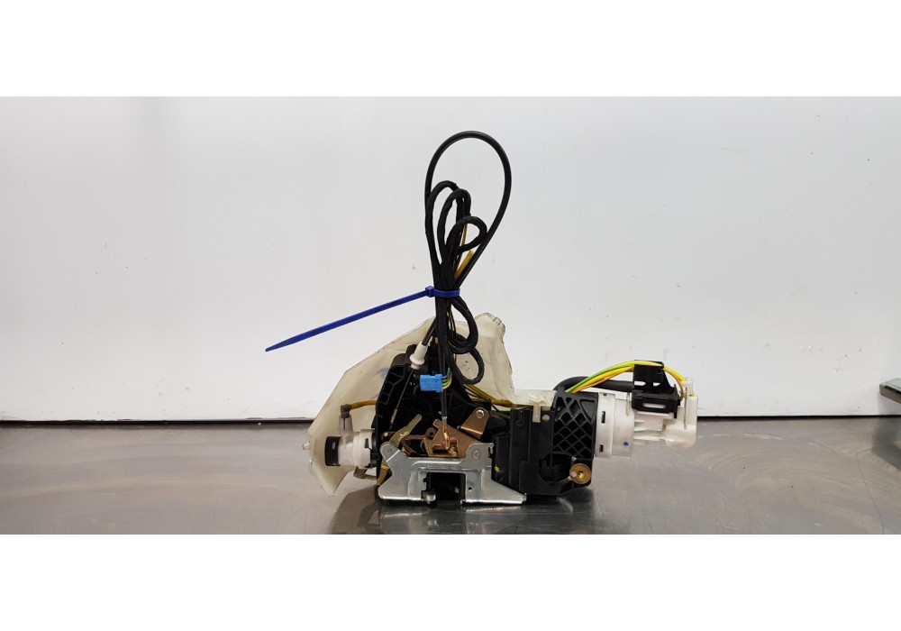 Recambio de cerradura puerta trasera izquierda para mercedes clase s (w220) berlina 430 (220.070) referencia OEM IAM 2207300435 