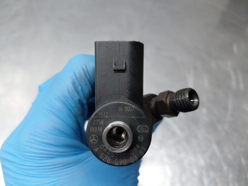 Recambio de inyector para mercedes-benz clase m (w163) 400 cdi referencia OEM IAM   