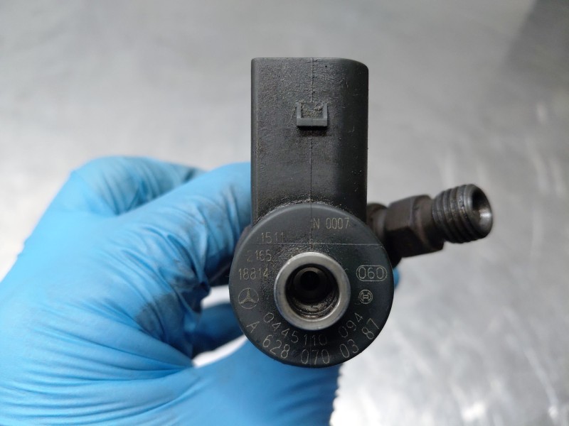 Recambio de inyector para mercedes-benz clase m (w163) 400 cdi referencia OEM IAM   
