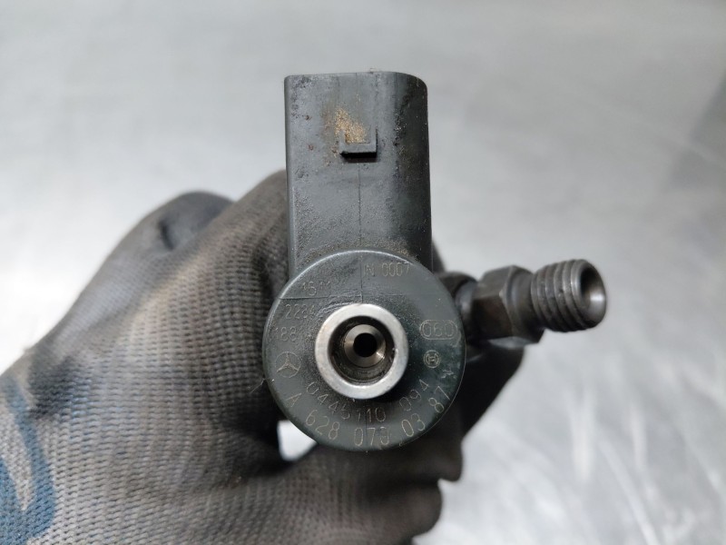 Recambio de inyector para mercedes-benz clase m (w163) 400 cdi referencia OEM IAM   