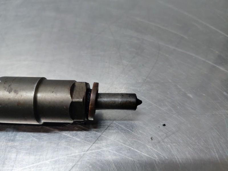 Recambio de inyector para ford tourneo courier (c4a) ambiente referencia OEM IAM   