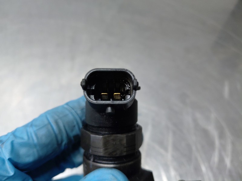 Recambio de inyector para ford tourneo courier (c4a) ambiente referencia OEM IAM   