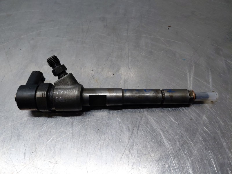 Recambio de inyector para peugeot bipper tepee active referencia OEM IAM   