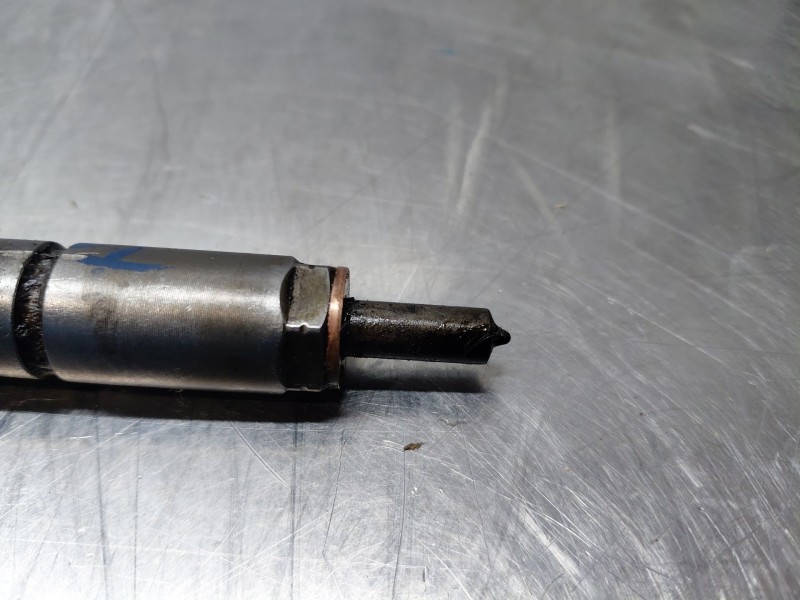 Recambio de inyector para peugeot bipper tepee active referencia OEM IAM   