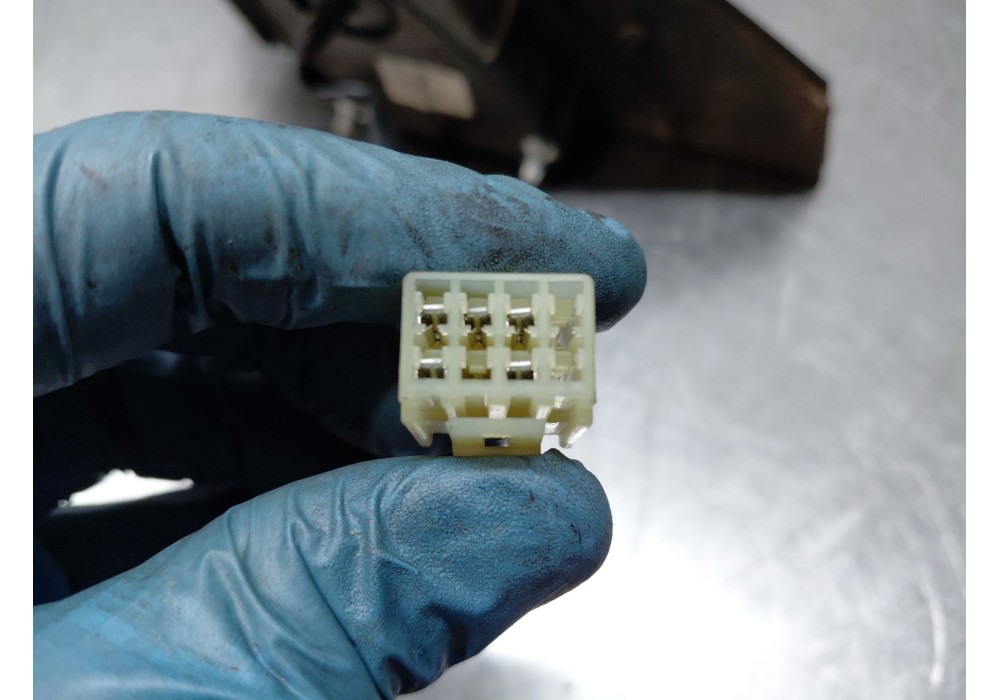 Recambio de retrovisor izquierdo para suzuki swift iii (mz, ez) 1.3 (rs 413) referencia OEM IAM   