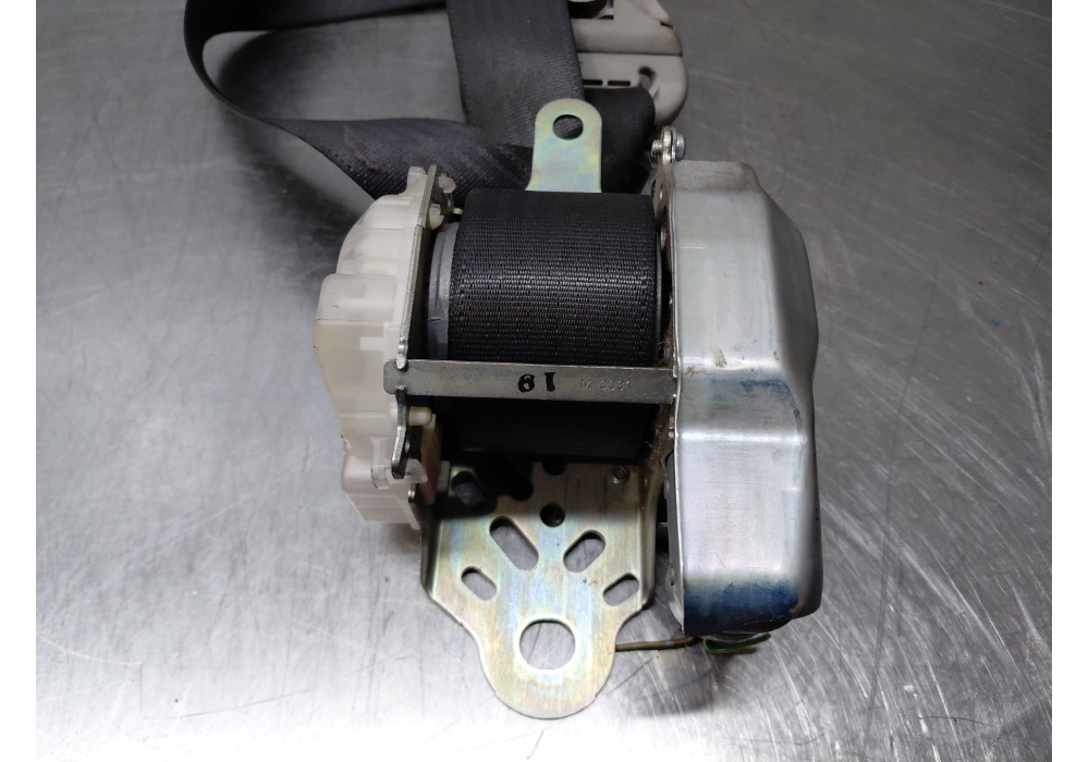Recambio de cinturon seguridad delantero izquierdo para suzuki swift iii (mz, ez) 1.3 (rs 413) referencia OEM IAM   