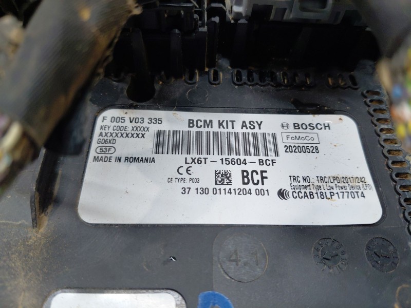 Recambio de caja reles / fusibles para ford kuga ecoblue referencia OEM IAM   