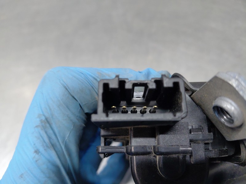 Recambio de cerradura maletero / porton para ford kuga ecoblue referencia OEM IAM   