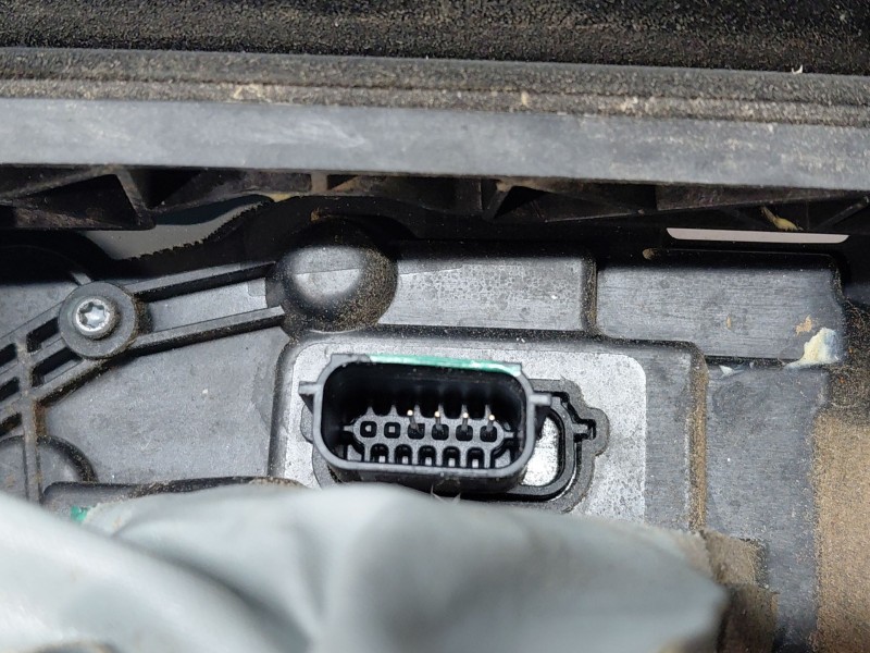 Recambio de cerradura puerta delantera derecha para ford kuga ecoblue referencia OEM IAM   