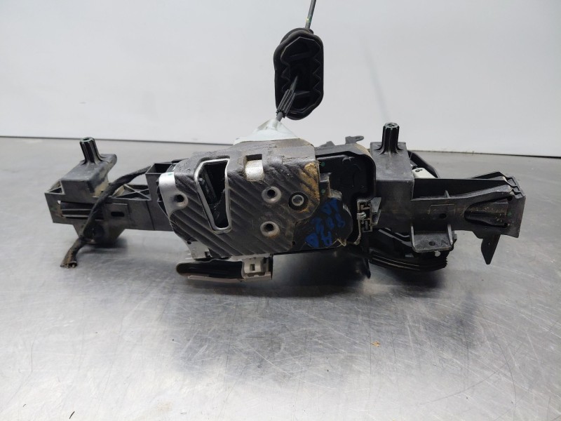 Recambio de cerradura puerta delantera derecha para ford kuga ecoblue referencia OEM IAM   