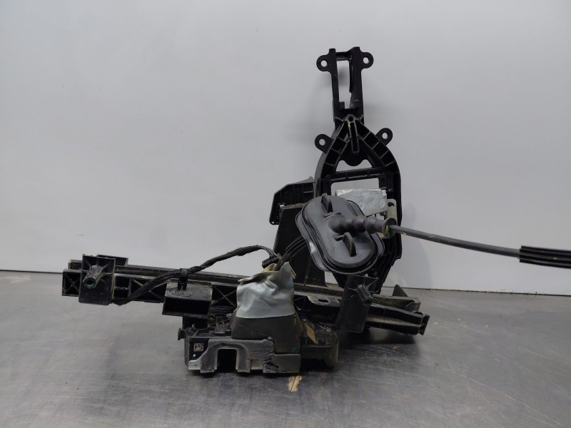 Recambio de cerradura puerta delantera derecha para ford kuga ecoblue referencia OEM IAM   