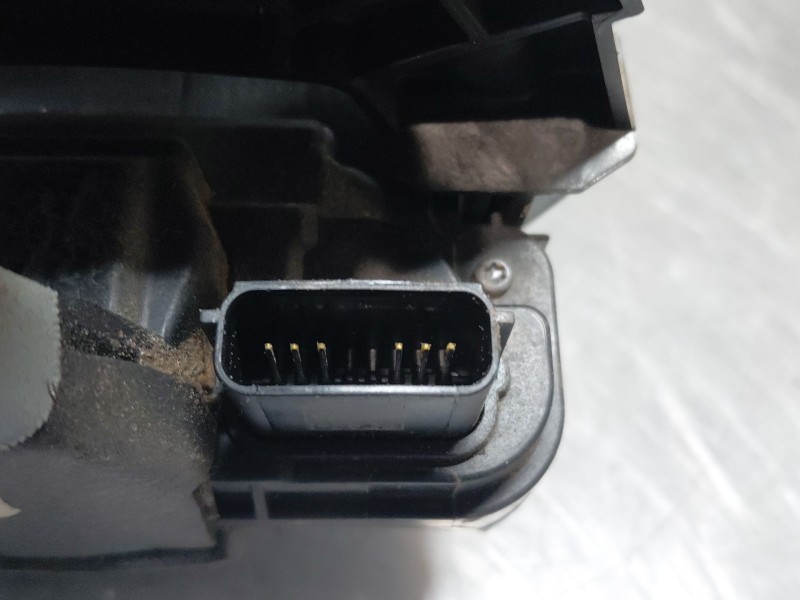 Recambio de cerradura puerta trasera derecha para ford kuga ecoblue referencia OEM IAM   