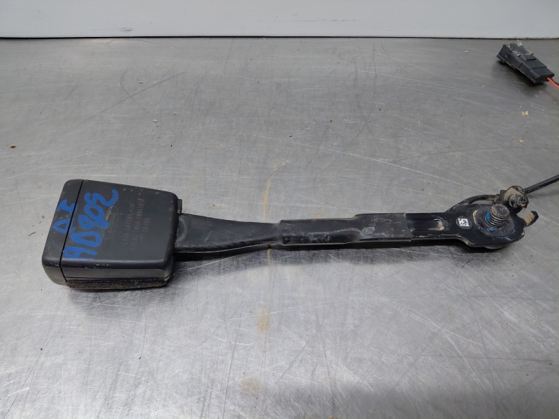 Recambio de enganche del cinturon delantero izq para ford kuga ecoblue referencia OEM IAM   
