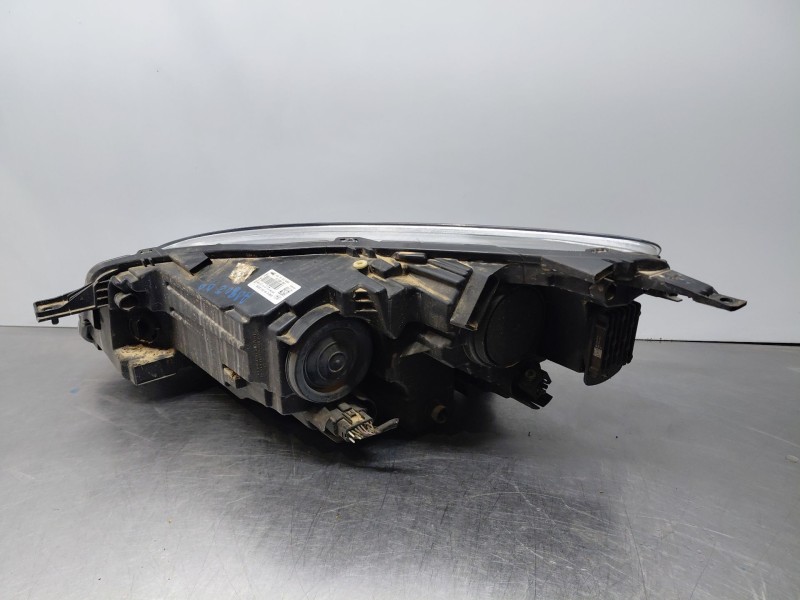 Recambio de faro derecho para ford kuga ecoblue referencia OEM IAM   