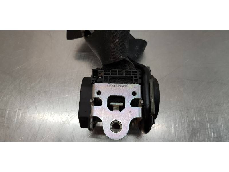 Recambio de cinturon seguridad delantero derecho para fiat linea (110) dynamic referencia OEM IAM 735448199   Recambio de cinturon seguridad delantero derecho para fiat linea (110) dynamic referencia OEM IAM 735448199