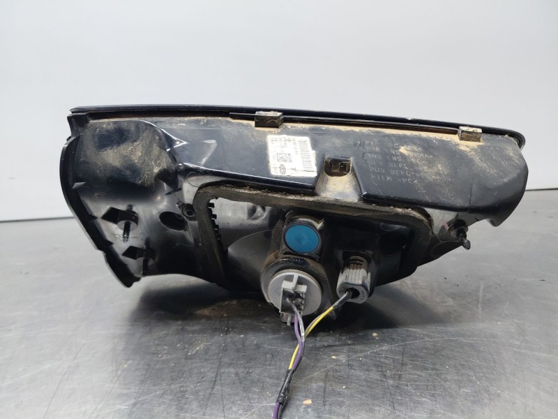 Recambio de piloto trasero derecho interior para ford kuga ecoblue referencia OEM IAM   