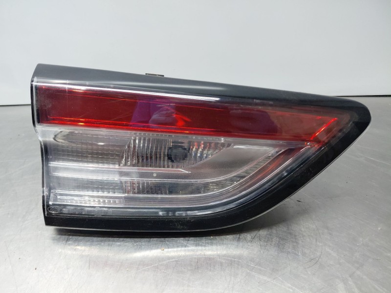 Recambio de piloto trasero izquierdo interior para ford kuga ecoblue referencia OEM IAM   