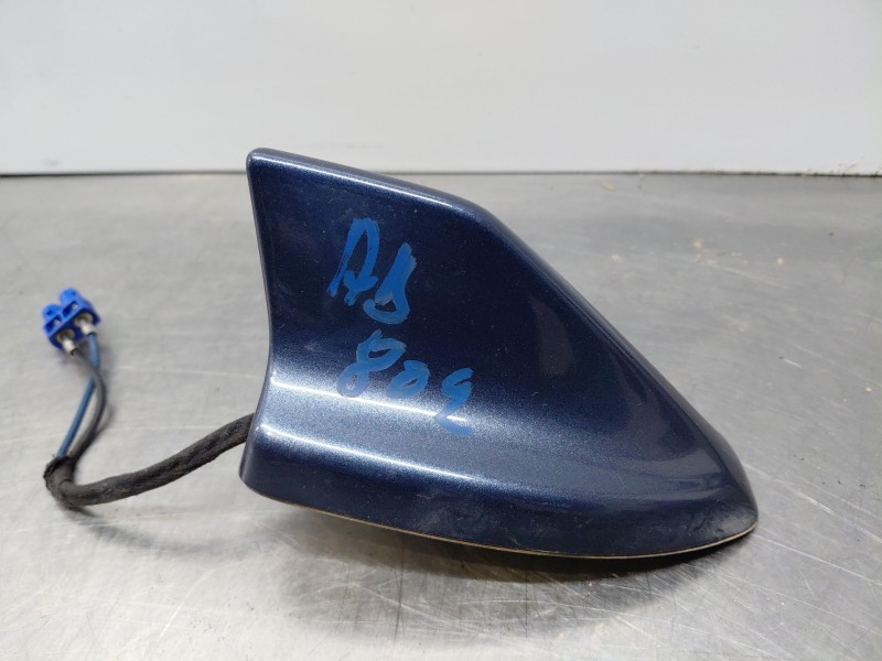 Recambio de antena para ford kuga ecoblue referencia OEM IAM   